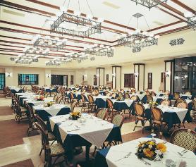 Kyperský hotel Salamis Bay Conti s restaurací