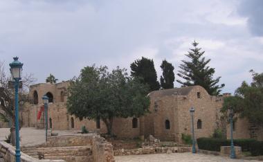 Klášter v městečku Agia Napa