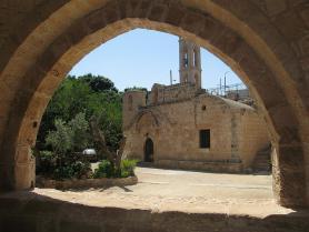 Kypr - část kláštera Agia Napa