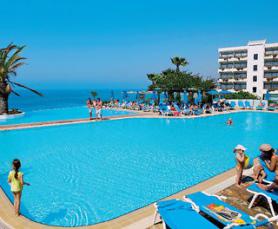 Kyperský hotel Atlantica Sun Garden Beach s bazénem