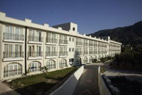 Kyperský hotel Lapethos Resort