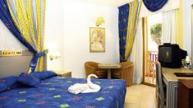 Kyperský hotel Laura Beach - ubytování