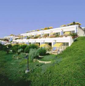 Kyperský hotel Laura Beach se zahradou