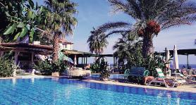 Kyperský hotel Top Set s bazénem
