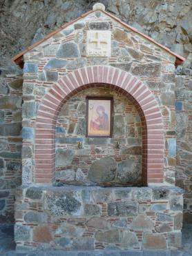 Fontánka u kyperského kláštera Machairás