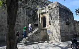 Limassol - vstup do hradu