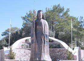 Nikósie - bronzová socha arcibiskupa Makariose