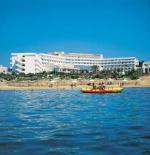 Kyperský hotel St. George & Golf Resort u moře