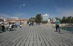 Část města Limassol a molo